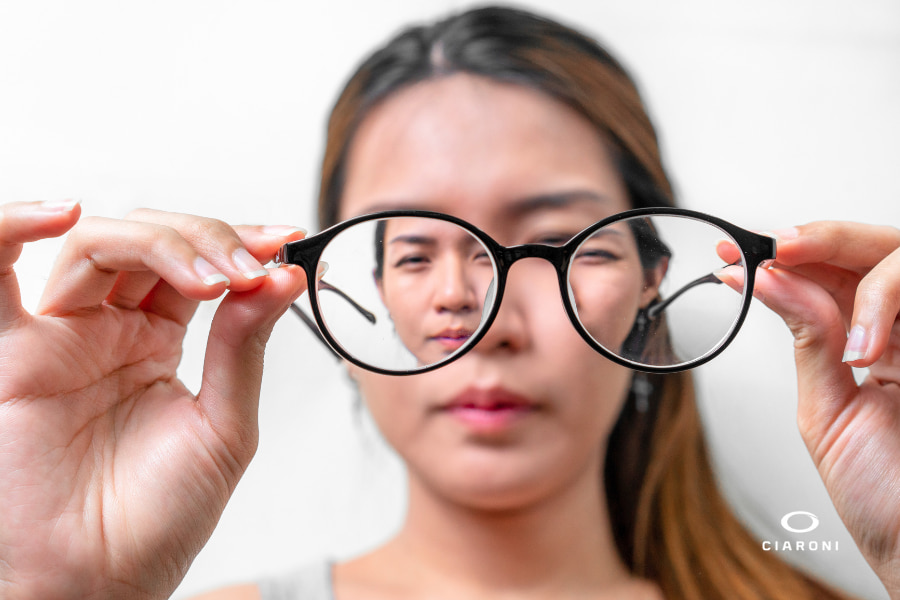 Quali sono i sintomi dell’abbassamento della vista?