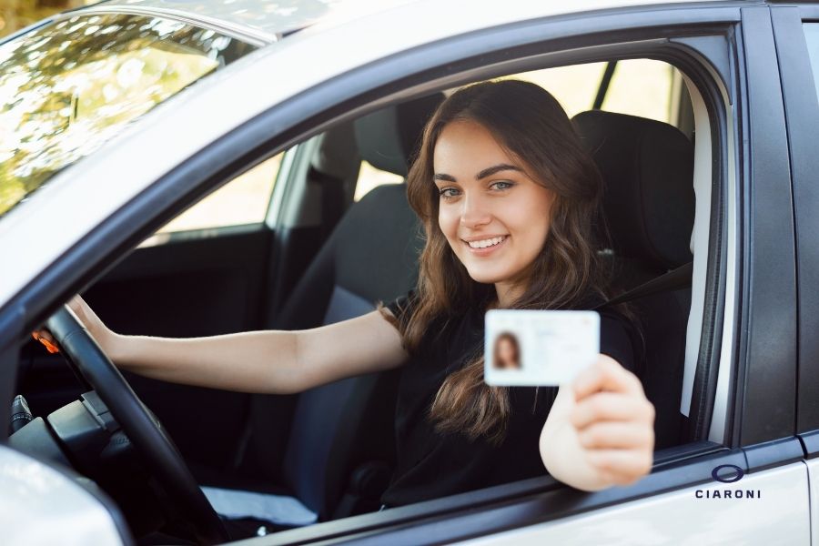 Rinnovare la patente di guida, i requisiti visivi da soddisfare